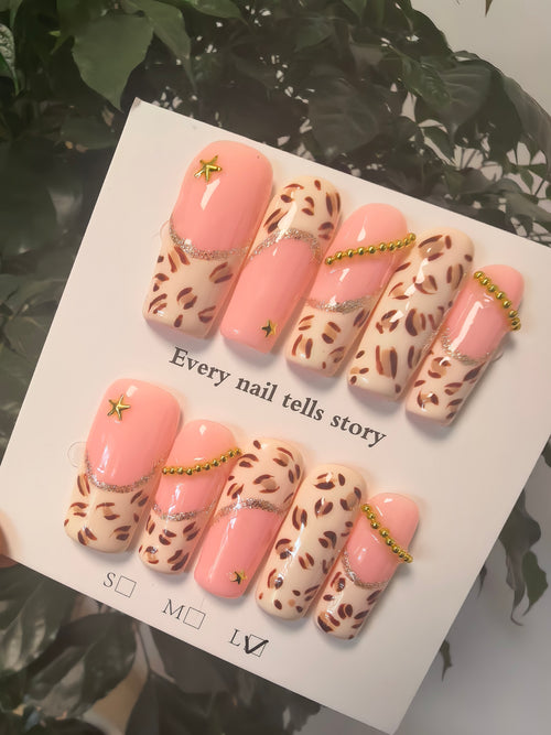 Cream Leopard Print Press On Nails | Luxury Gold Chain Decor False Nails