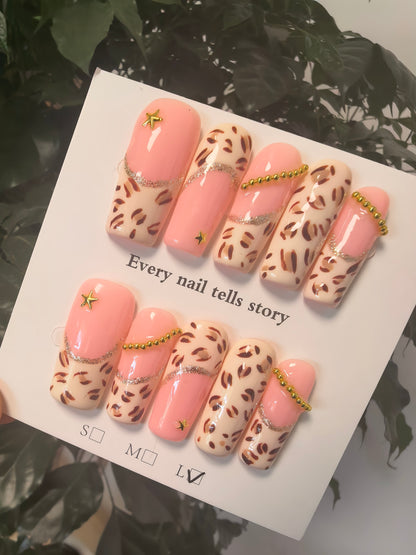 Cream Leopard Print Press On Nails | Luxury Gold Chain Decor False Nails